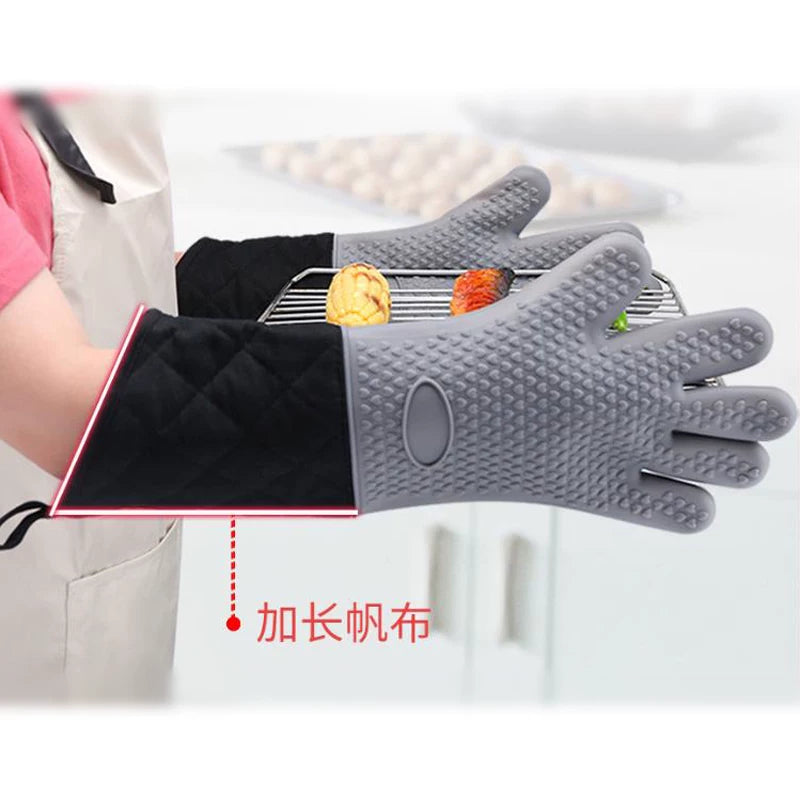 Silicone Heat Resistant Oven Mitts with Cotton Lining for Kitchen Baking and Grilling