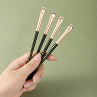 Crescent Moon Detail Eyeliner Eyeshadow Brush for Lower Lash Line