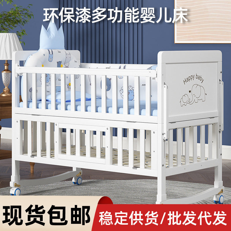 White Solid Wood Multifunctional Baby Crib with Wheels, Newborn Infant Bassinet, Can Be Spliced to Large Bed