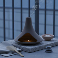Heat Resistant Palo Sacred Holder Minimalist Design Ceramic Sage Burner Terracotta Incense Chimney for Meditation Practitioners, Spa, Altar