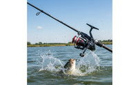 Rock Fishing Reel Lightweight Saltwater Rotating Reel Outdoor Gear Carbon Fiber Body 7+1 Bearings