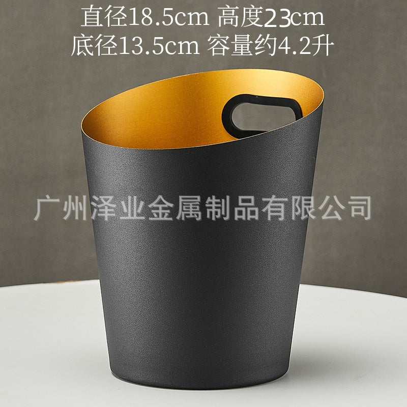 Black / Mark Cut a
