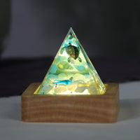 Coastal Pyramid Ornament with Shells Clear Resin Pyramid Elegant Paperweight Shining for Bedside Table