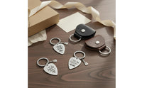 Portable Stainless Steel Guitar Pick Keychain Long-Lasting Stainless Steel Pick Holder Keychain Gift Idea Music Accessory for Musicians, Travel, Gig, Practice