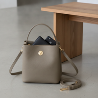 2026 New Women's Fashion Crossbody Bucket Bag Stylish Shoulder Handbag for Commute