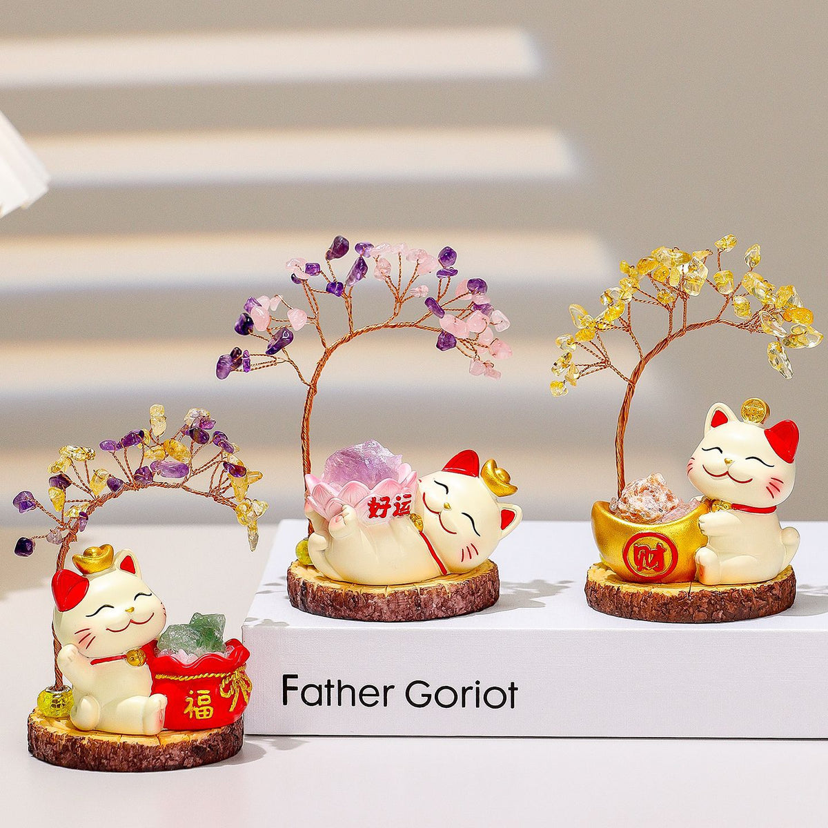 Lucky Cat Natural Crystal Money Tree Figurine, Cute Cat Desk Decor for Home and Office
