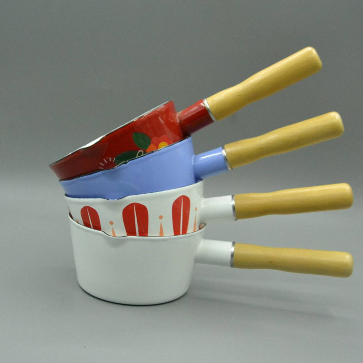 Japanese Design Enamel Pot Induction Ready Enamel Milk Pot Single Handle Saucepan Easy to Clean Cookware Safe for Deep Frying