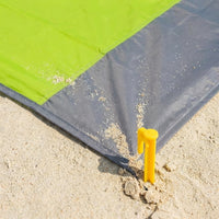Picnic Blanket and Waterproof Mat for Outdoor Use, Large Camping Mat with Stakes and Carry Bag, Durable Polyester Picnic Mat, Beach Blanket