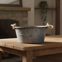 Rustic Iron Planter with Rope Handles Versatile Decorative Pail Great Gift Vintage Rural Planter for Gardeners, Balcony