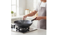 Nitrided Iron Pan Nitriding Treated Flat Bottom Wok Handmade Uncoated Iron Wok for Home Cooks, Gas Stoves