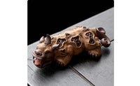 Tree Bark Texture Wealth Guardian Figurine Auspicious Creature for Desktop