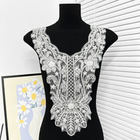 Handmade Beaded White Collar Flower with Sequins for Dresses