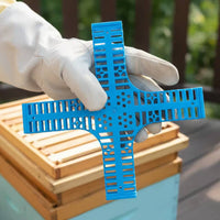 Queen Bee Enclosure Secure Door Cross Shaped Queen Enclosure Long-Lasting