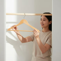 Wood Hanger Wood Clothes Hanger Non-Slip Shoulders Clothing Storage for Hotel, Wardrobe