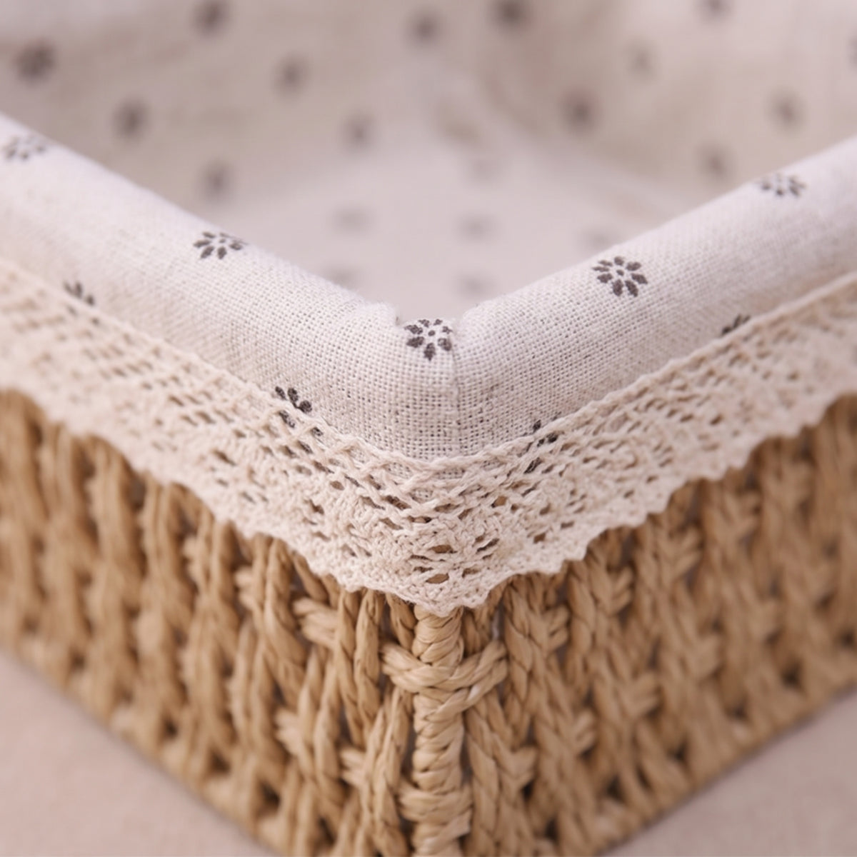 Woven Basket with Lining Woven Basket with Lace Versatile for Bedside Table