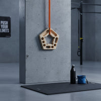 Portable Training Board with Rope Suspended Climbing Hangboard Compacto Hangboard Com Edges Polido for Climbers, Home Gym
