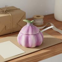 Onion Seasoning Cellar Decorative Ceramic Seasoning Jar Easy to Use Kitchen Storage for Dining Table