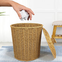 Lidded Trash Bin Woven Texture Rattan Waste Bin Handwoven Wastebasket for Bedroom