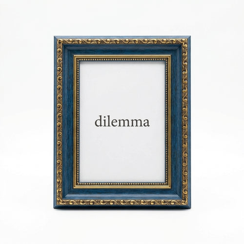 European Classical Photo Frame, Handcrafted Resin Picture Frame, Ornate Photo Holder Living Room, Vintage Decor Enthusiast Gi