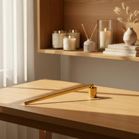 Electroplated Finish Candle Snuffer Minimalist Design Stainless Steel Candle Extinguishing Tool Long-Lasting Construction Wick Extinguishing Tool Reduces Smoke For