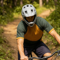 Impact Resistant Helmet with Detachable Chin Bar Safeguarding Adult Mountain Bike Helmet Removable Ventilated for Bmx Riders, Adults, Downhill Riding
