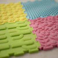 12 Pieces Interlocking Sensory Puzzle Mat Silicone Puzzle Floor Mat Soft Sensory Floor Tiles Bright for Children, Toddlers, Playroom, Classroom, Nursery