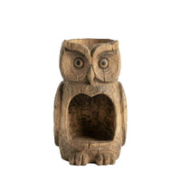 Carved Owl Bird Feeder Multi-Functional Design Rustic Owl Sculpture Feeder Garden Decoration for Gardeners, Yard