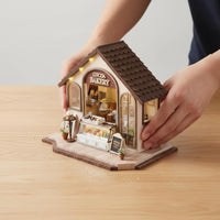 DIY Miniature House Sturdy 3D House Model Display Piece for Desk, Bookshelf