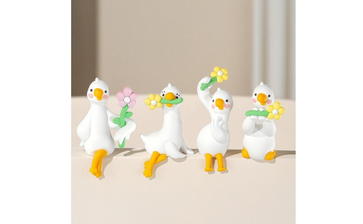 4 Pieces Cute Car Dashboard Ornament Miniature Car Dashboard Decoration Playful Mini Duck Figurine Cartoon for Drivers, Desk, Office