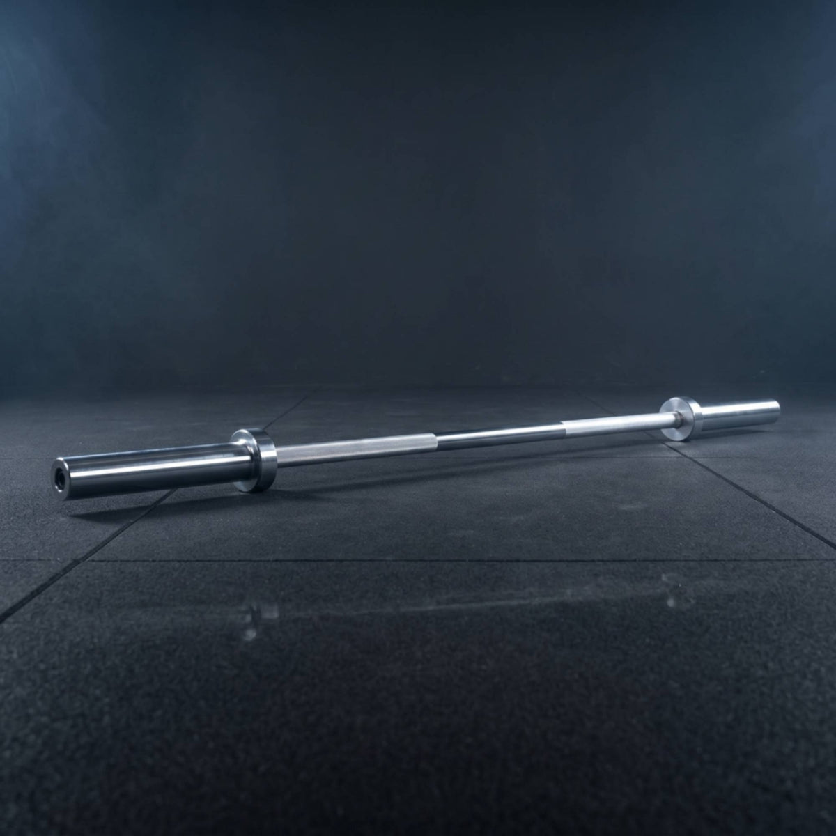 Knurled Standard Barbell Chrome Plated Standard Bar with Rotating Sleeves Heavy-Duty Straight Barbell Slip-Resistant for Powerlifters