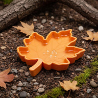 Maple Foliage Pet Bowl Easy to Clean Foliage Shaped Feeding Bowl Gecko Feeding Tray Sleek Surface Amphibian Food Plate