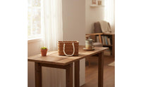 Multi-Purpose Rattan Design Flower Basket Multifunctional Small Woven Tote Artisanal House Decoration Lightweight for Party Decor