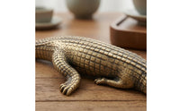 Brass Figurine Eye-Catching Brass Sculpture Long-Lasting
