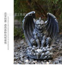 Gothic Vintage Gargoyle Solar Light Resin Statue