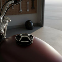 Easy Installation Fuel Fuel Reservoir Cap with Clock for Harley Owners