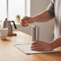 Manual Coffee Grinder External Adjustment Hand Crank Coffee Mill Portable Burr Grinder Easy to Clean Kitchen Tool for Travelers