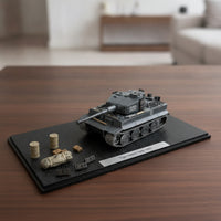 Collectible Die-Cast Tank with Display Base Metal Tiger I Tank Model Static Armored Vehicle Model Detailed for Collectors, Hobbyists, History Buffs, Desk, Office
