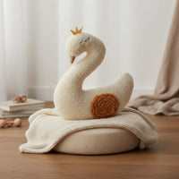 Cuddly Material Goose Prop Cute Design Stuffed Goose Lightweight