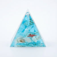 Coastal Pyramid Ornament with Shells Clear Resin Pyramid Elegant Paperweight Shining for Bedside Table