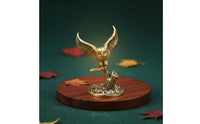 Detailed Craftsmanship Brass Owl Figurine Creative Design Vintage Brass Owl Long-Lasting Antique Metal Bird Ornament Tarnish Resistant for Collectors, Desktop, Study Room, Office, Bookshelf