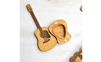 Guitar Plectrum Holder with Stand Engraved Guitar Pick Holder with Stand Compact Case for Instrumentalists, Desk