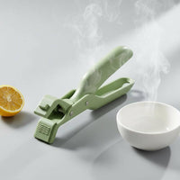 Anti-Scald Bowl Clip Ergonomic Handle Anti-Scald Dish Clip Strong Load-Bearing Hot Plates Retriever for Microwaving, Roasting