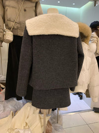 羽绒服外套+半身裙两件套女2025冬季新款加厚撞色海军领毛呢套装