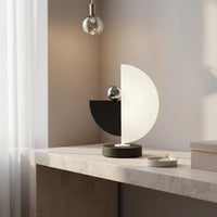 Black and White Decor Statue Luxury Geometric Sculpture Lustrous Accents Modern Abstract Ornament for Entryway