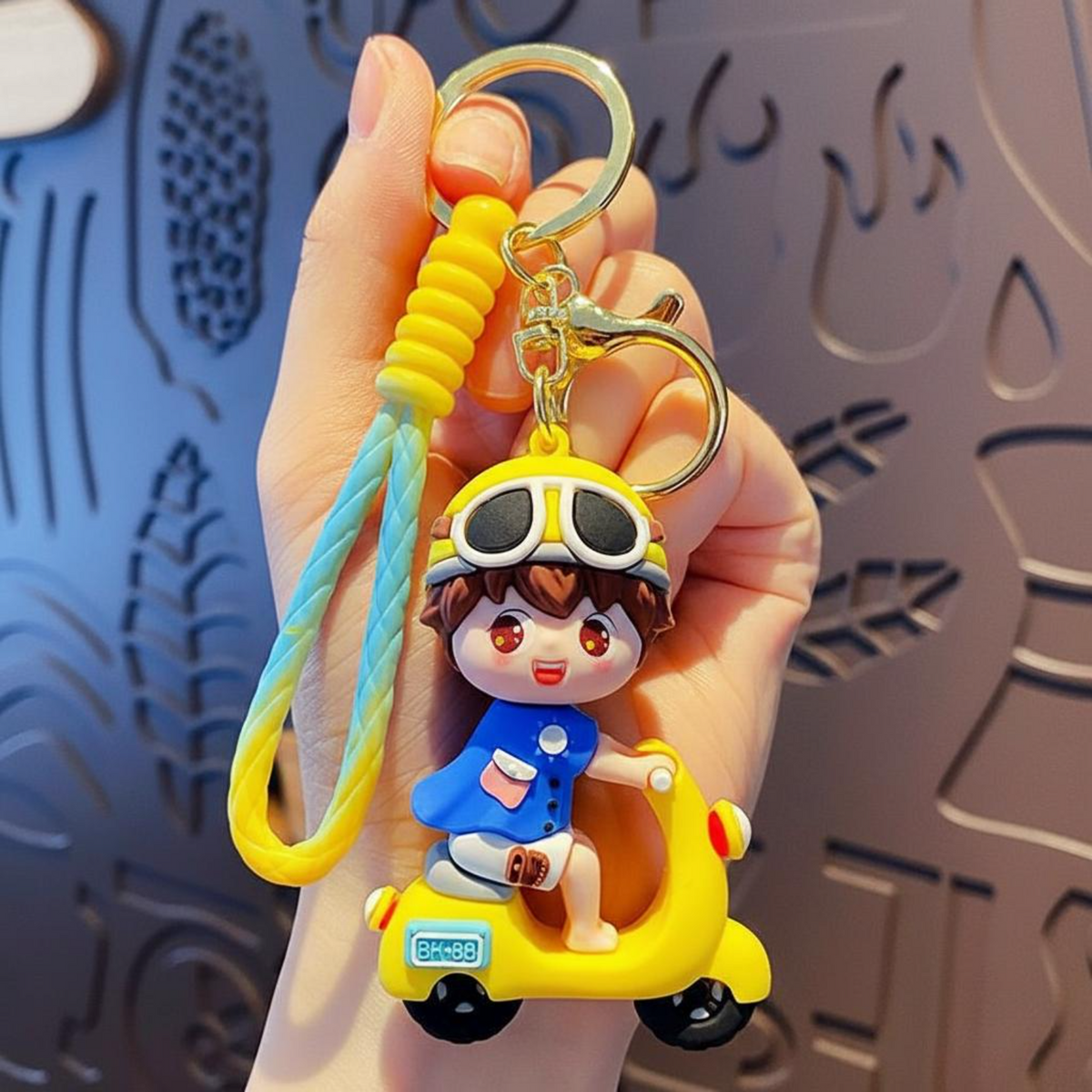 Electric Car Keychain, sturdy Metal decoration, Multi-Functional Backpack Accessory, Gift for Boys and Girls