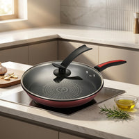 Frying Pan with Lid for Home Cooking, Non-Stick Pancake and Omelette Pan, Induction Hob Frying Pan for Gas Hobs, Red Pan with Integrated Handle