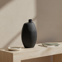 Black Resin Vase Neutral Modern Decorative Vase Sturdy for Entryway