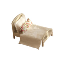 1:12 Mini Doll Bed Micro Wooden Floral Bedding OB11 Doll Bedroom Furniture