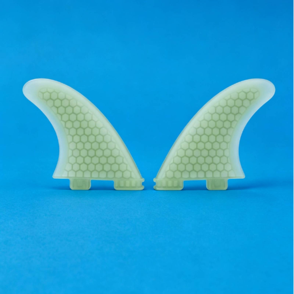 Fins with Double Tab Base Translucent Surfboard Side Fins Fiberglass Surfboard Fin with Base for Surfers, Paddleboarders, Surfing, Paddleboarding