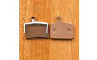 Metal-Based Brake Pads Heat-Resistant Brake Pads with Steel Backing Plate High-Performance Brakes for Riders, Maintenance